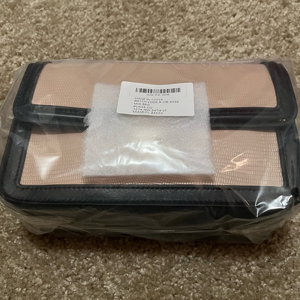 NWT Jules Kae Mia Vegan Crossbody Bag